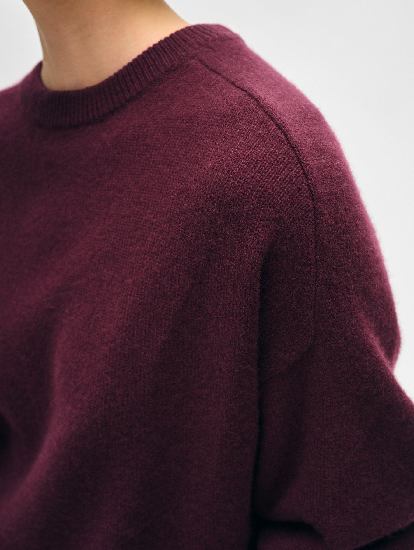 Cashmere Saddle Sleeve Crewneck