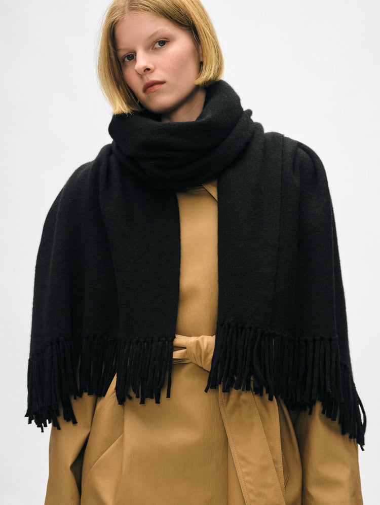 files/21050_Cashmere-Blend-Tassel-Scarf_Black_LH_02.jpg