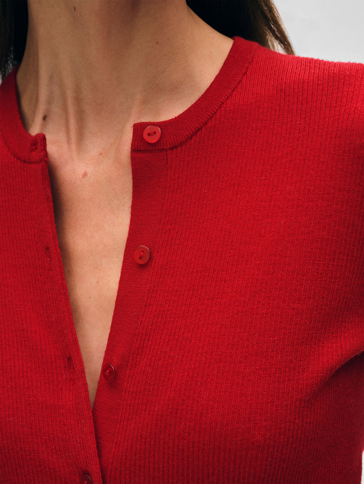 files/21195_Superfine-Merino-Cardigan_scarlet_SD_02.jpg