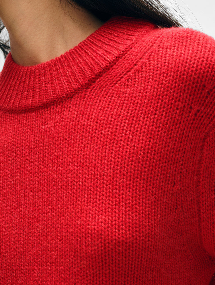 files/21207_Cashmere-Airspun-Crewneck_carmine-red_SL_02.jpg