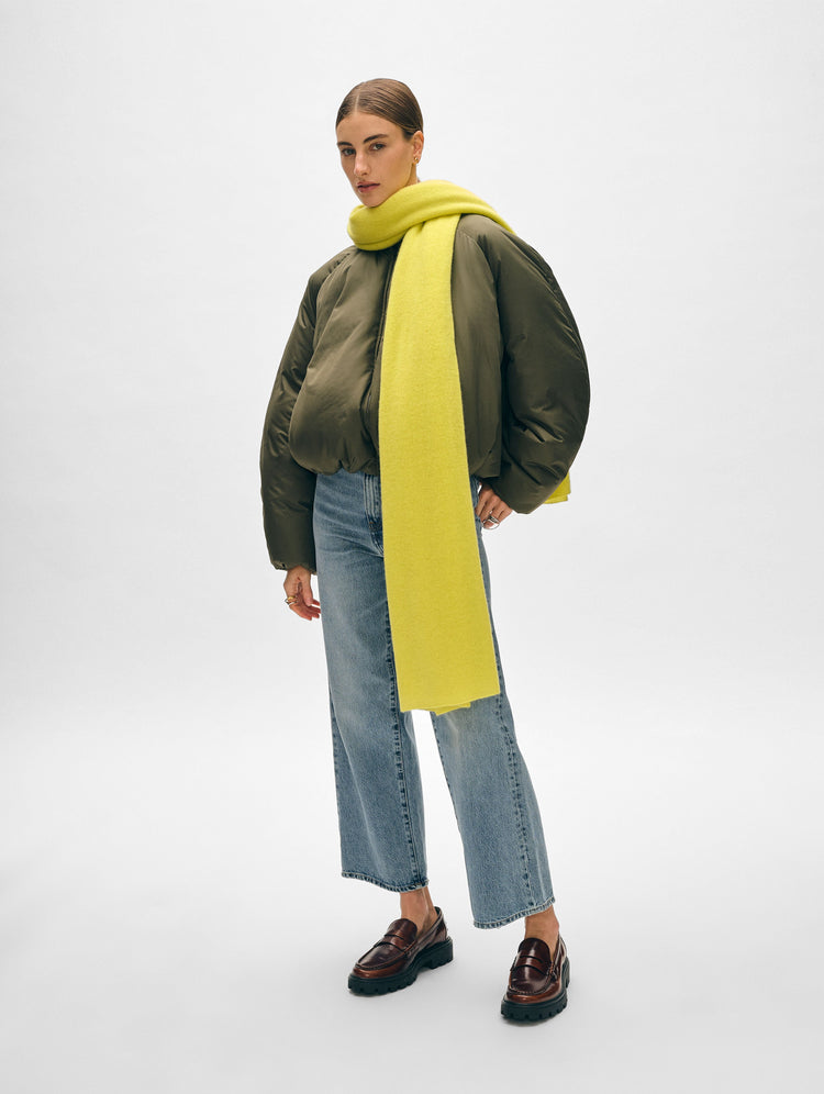 files/4547T_Cashmere-Travel-Wrap_acid-lime_RF_02.jpg